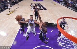 阿诺德虽然 阿诺德虽然