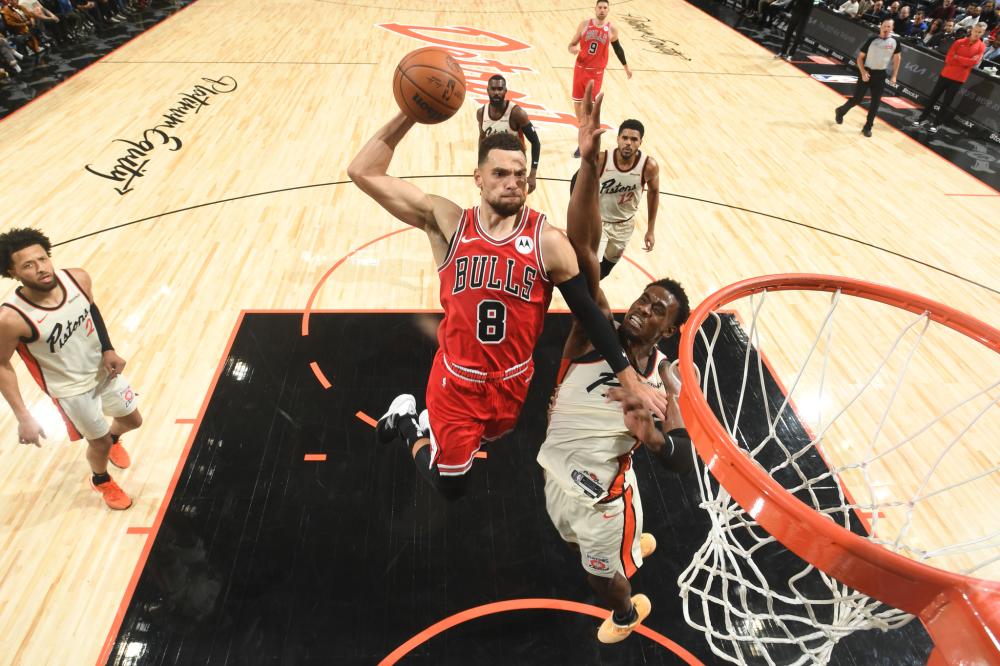 球竞争日趋 球竞争日趋